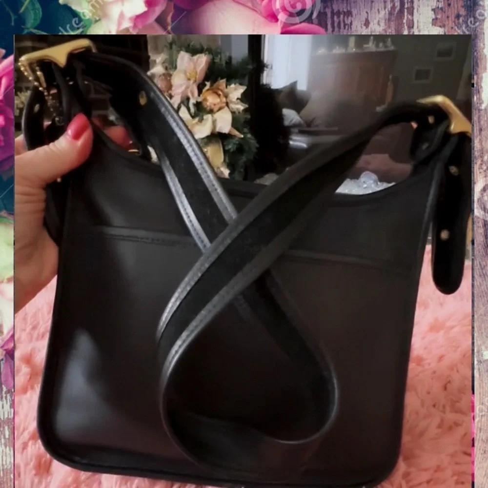 VINTAGE COACH LEGACY ZIP BLACK CROSSBODY BAG 9966